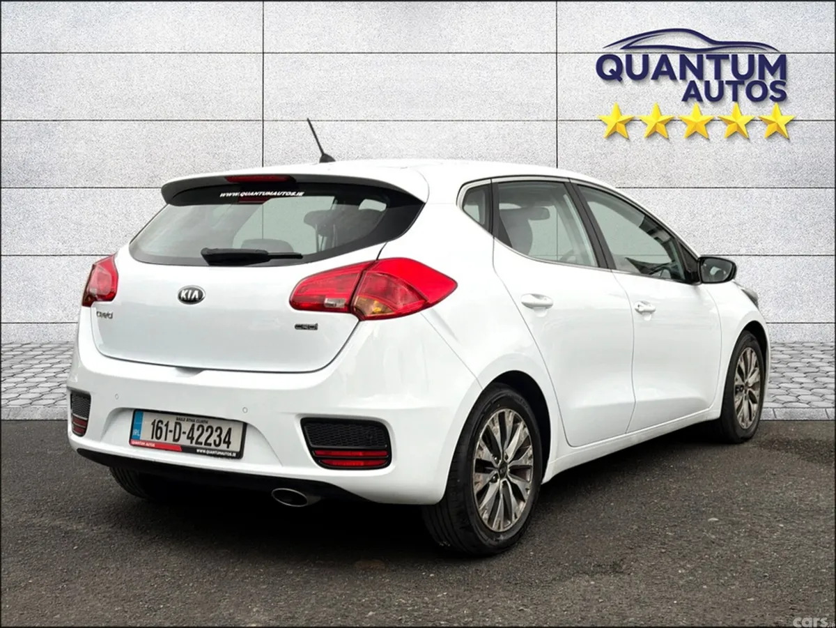 Kia Ceed Hatchback, Diesel, 2016, White