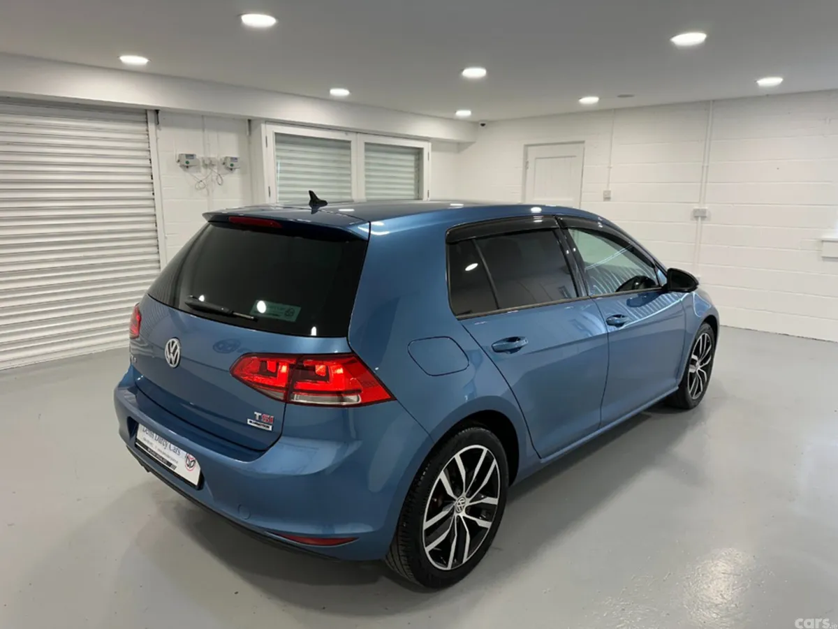 Volkswagen Golf Hatchback, Petrol, 2016, Blue