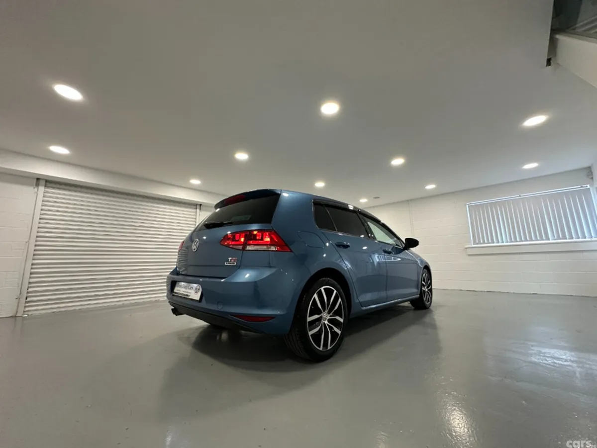 Volkswagen Golf Hatchback, Petrol, 2016, Blue