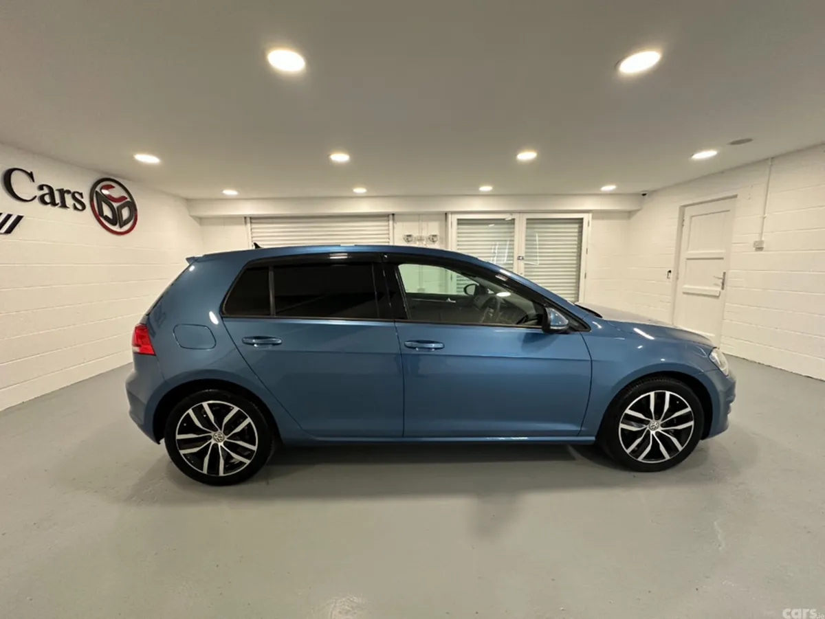 Volkswagen Golf Hatchback, Petrol, 2016, Blue