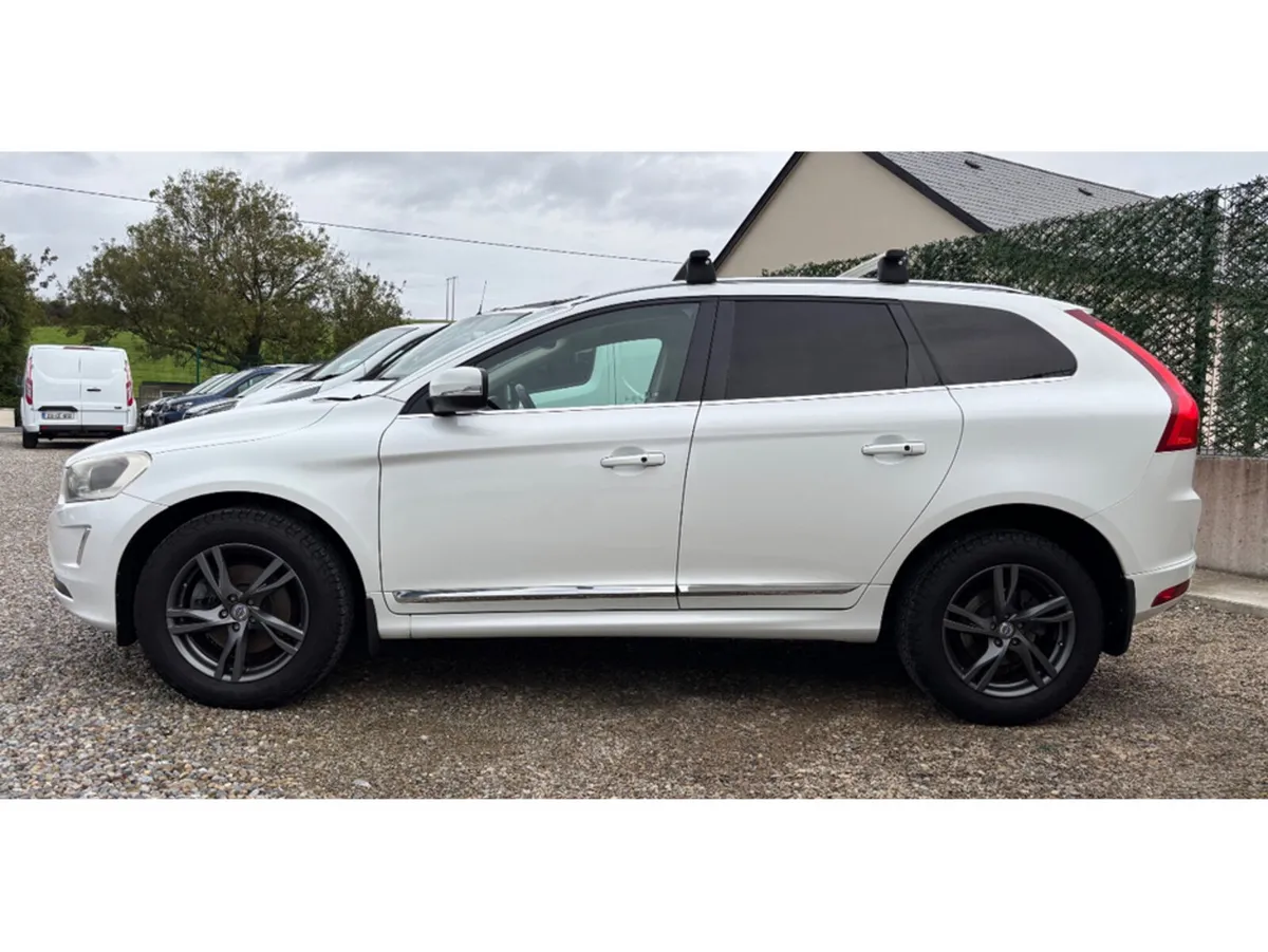 Volvo XC60 SUV, Diesel, 2017, White