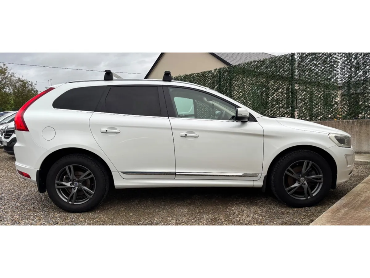 Volvo XC60 SUV, Diesel, 2017, White