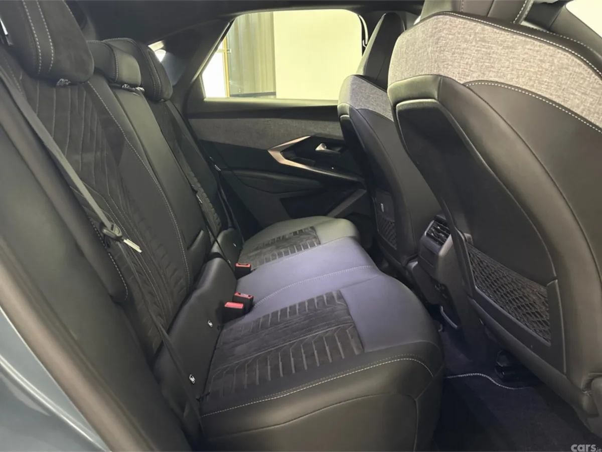 Peugeot 3008 MPV, Electric, 2025, Blue