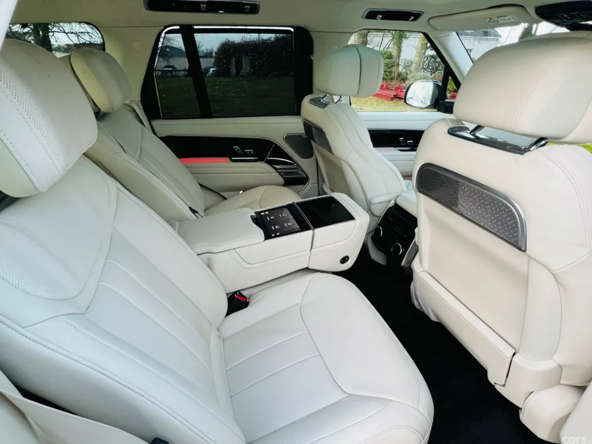 Land Rover Range Rover SUV, Petrol Plug-in Hybrid, 2022, Grey