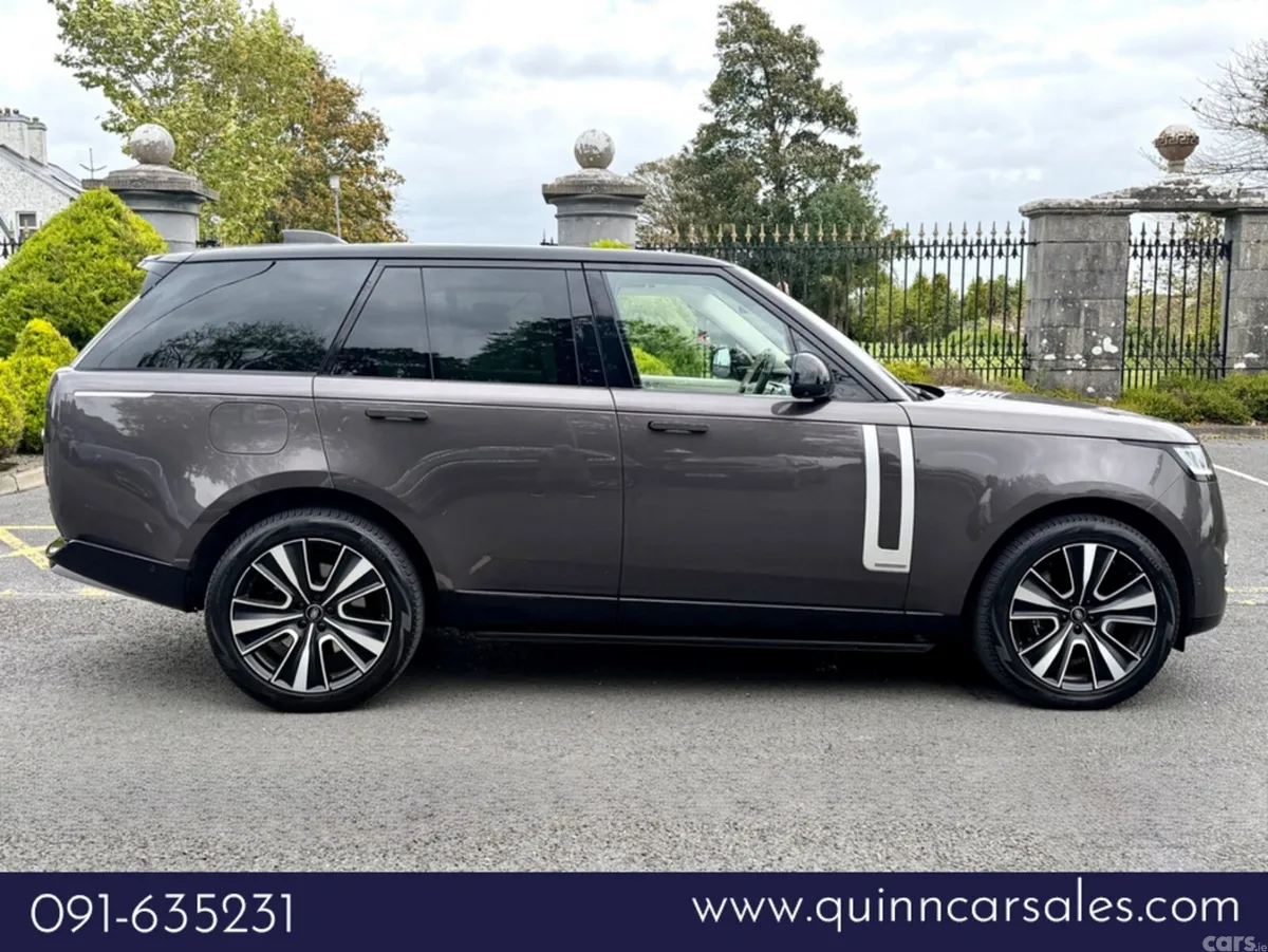Land Rover Range Rover SUV, Petrol Plug-in Hybrid, 2022, Grey