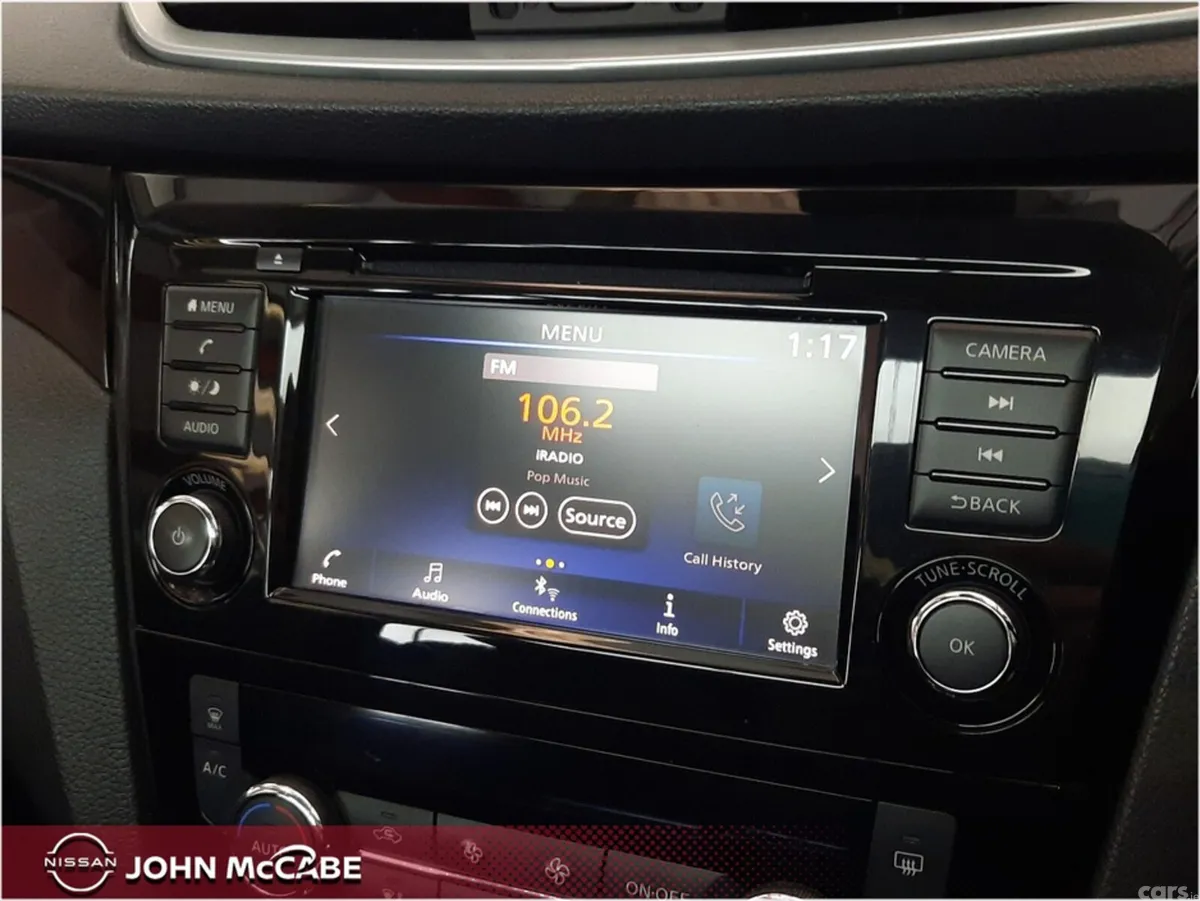 Nissan Qashqai MPV, Petrol, 2020, White