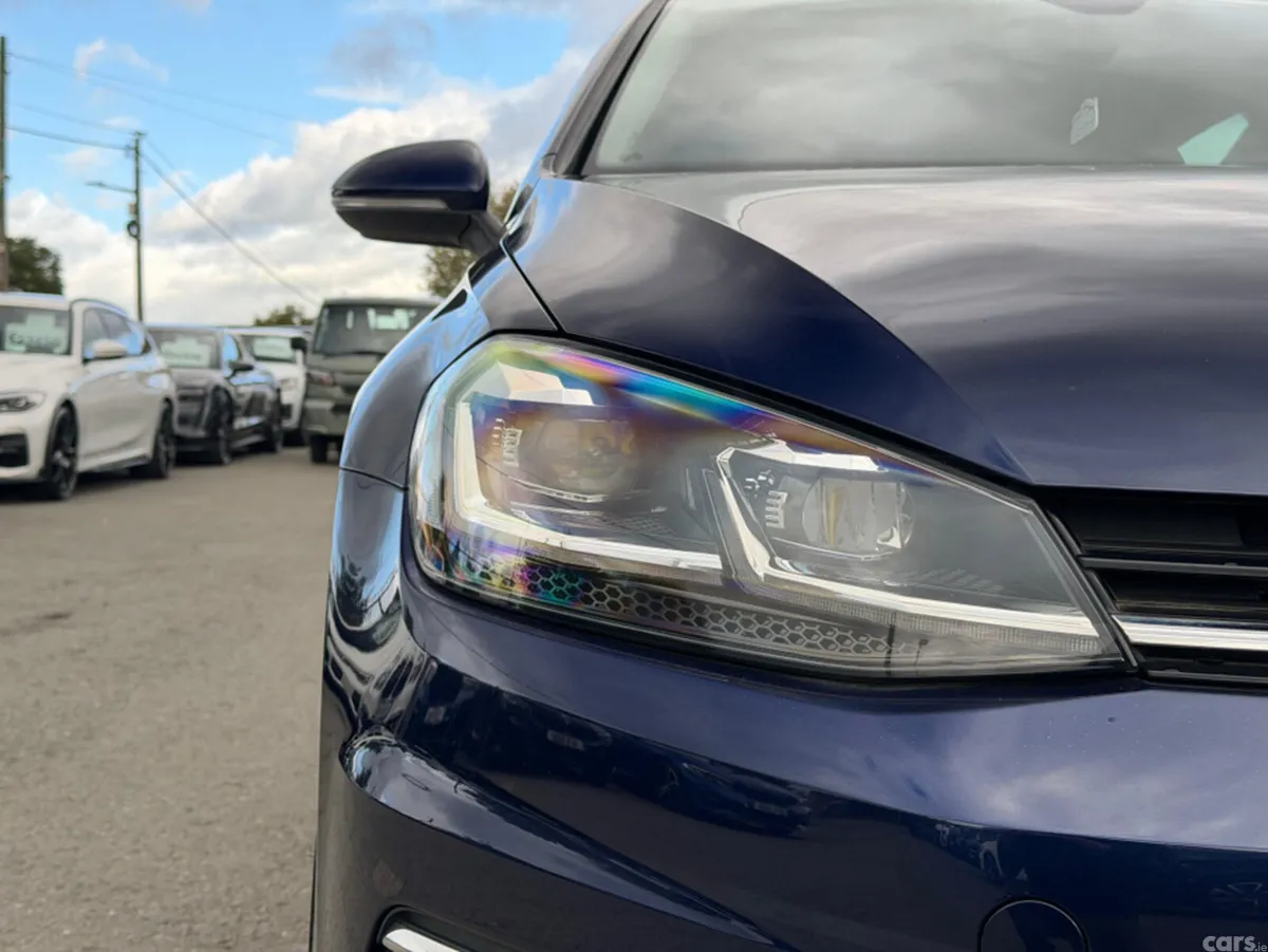 Volkswagen Golf Hatchback, Petrol, 2017, Blue