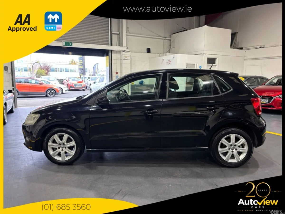 Volkswagen Polo Hatchback, Petrol, 2012, Black