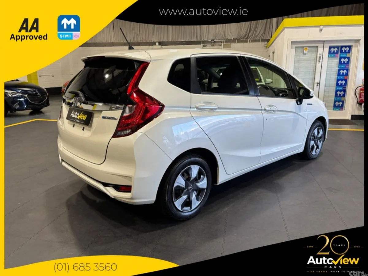 Honda Fit Hatchback, Petrol Hybrid, 2017, White