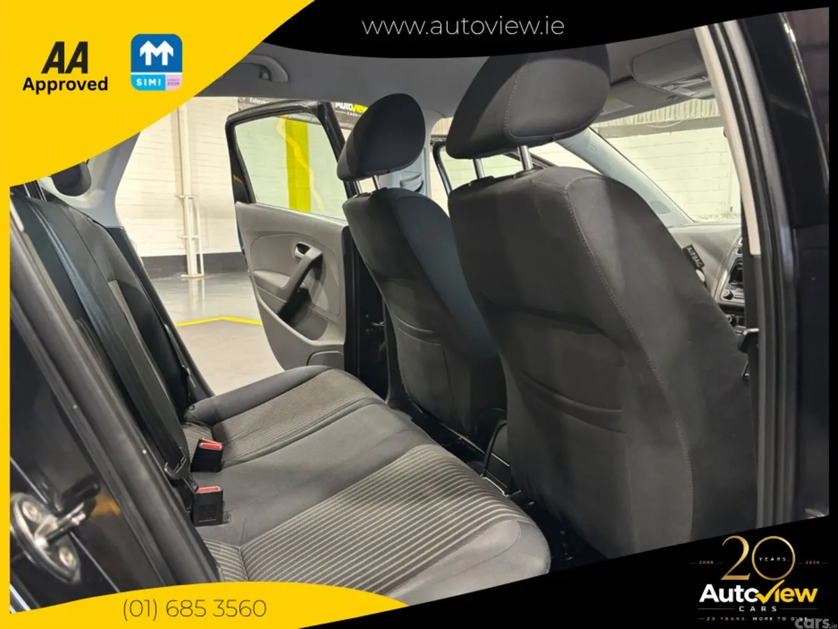 Volkswagen Polo Hatchback, Petrol, 2012, Black