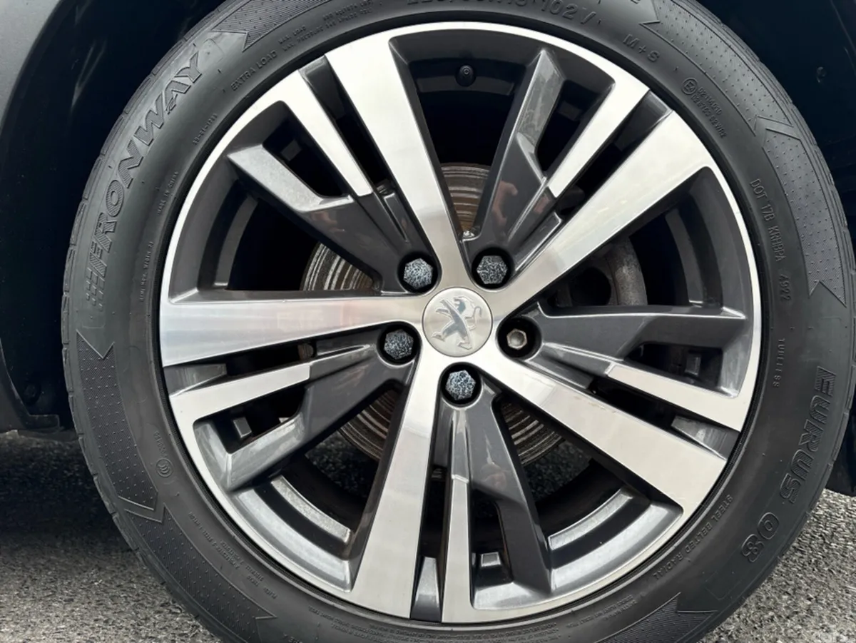 Peugeot 3008 MPV, Diesel, 2021, White