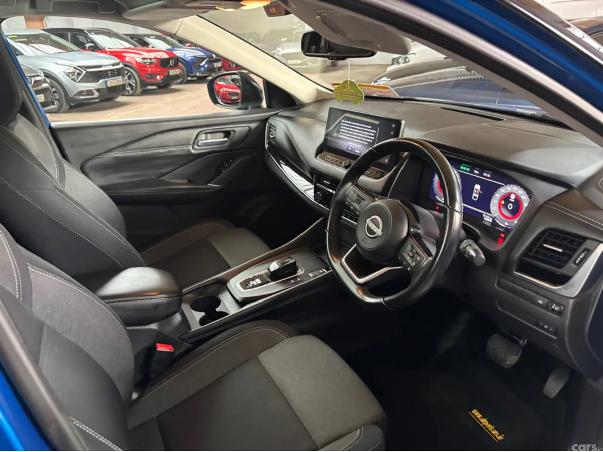 Nissan Qashqai MPV, Petrol, 2023, Blue