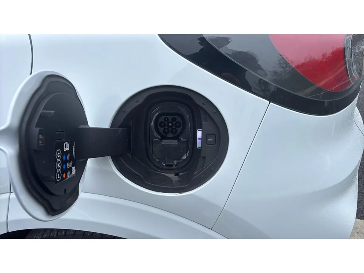 Ford Puma MPV, Electric, 2025, White
