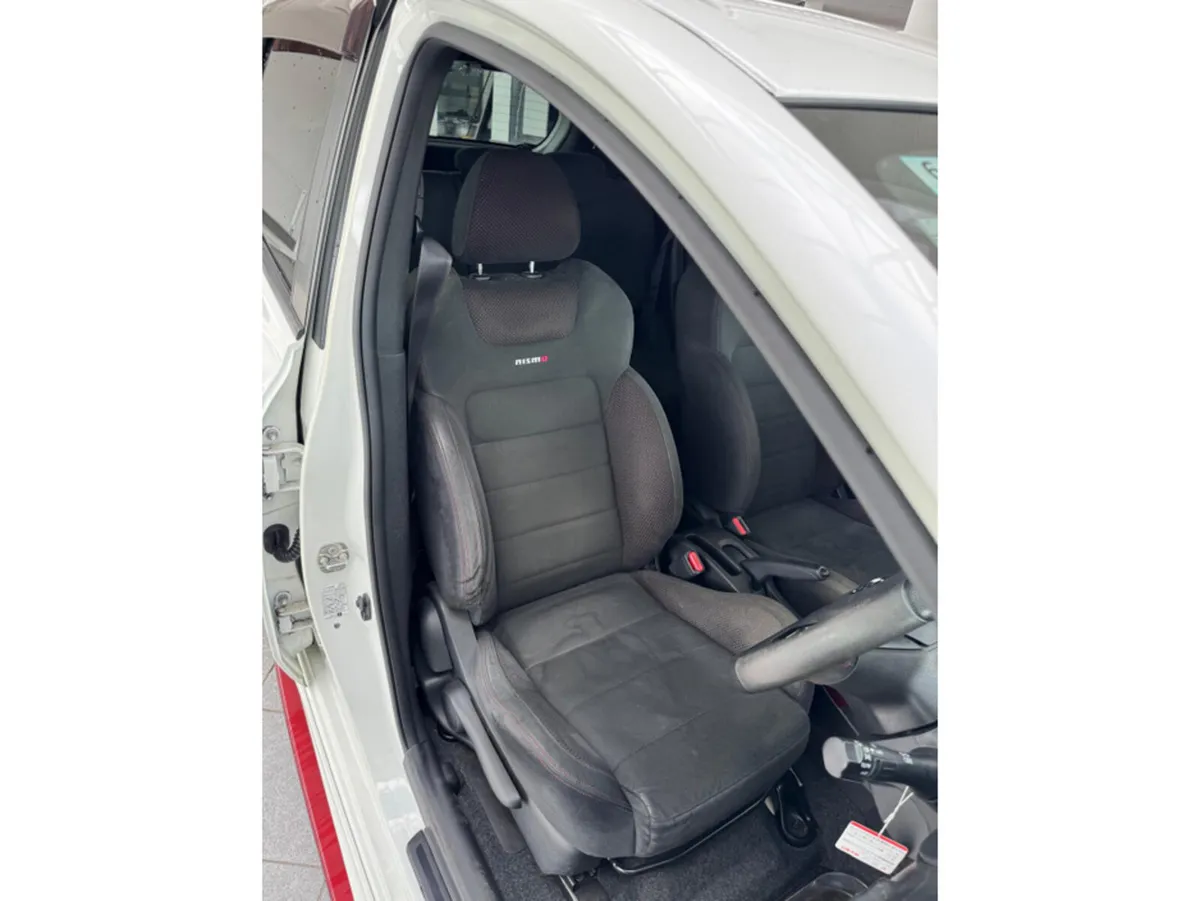 Nissan Note Hatchback, Petrol Hybrid, 2018, White