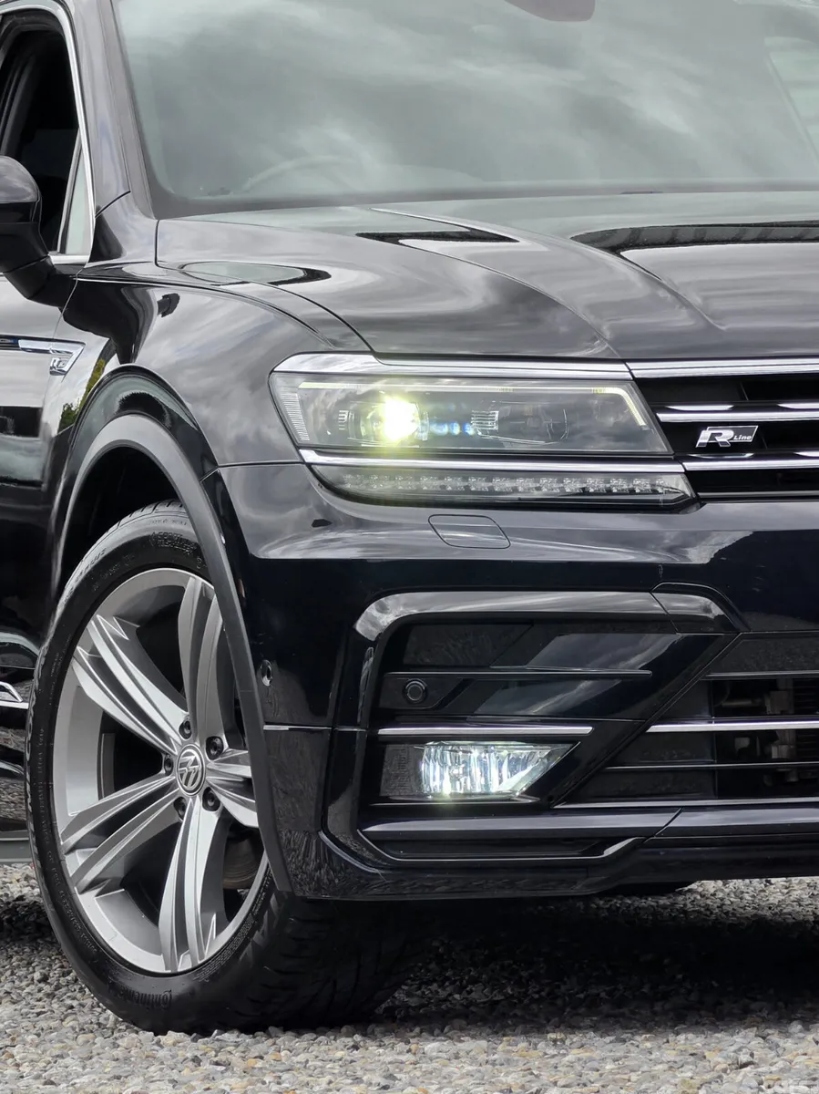 Volkswagen Tiguan SUV, Petrol, 2018, Black