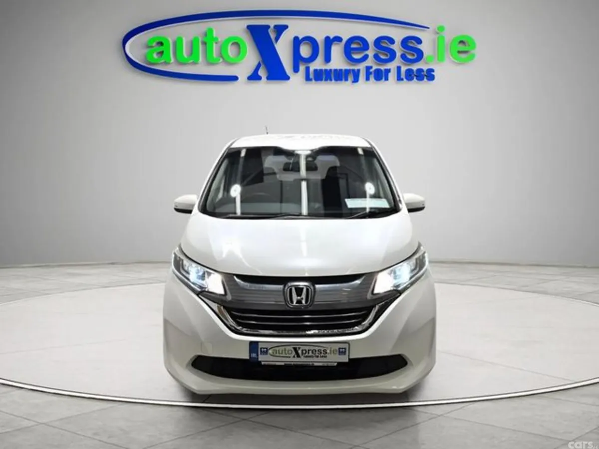 Honda Freed MPV, Petrol Hybrid, 2016, White