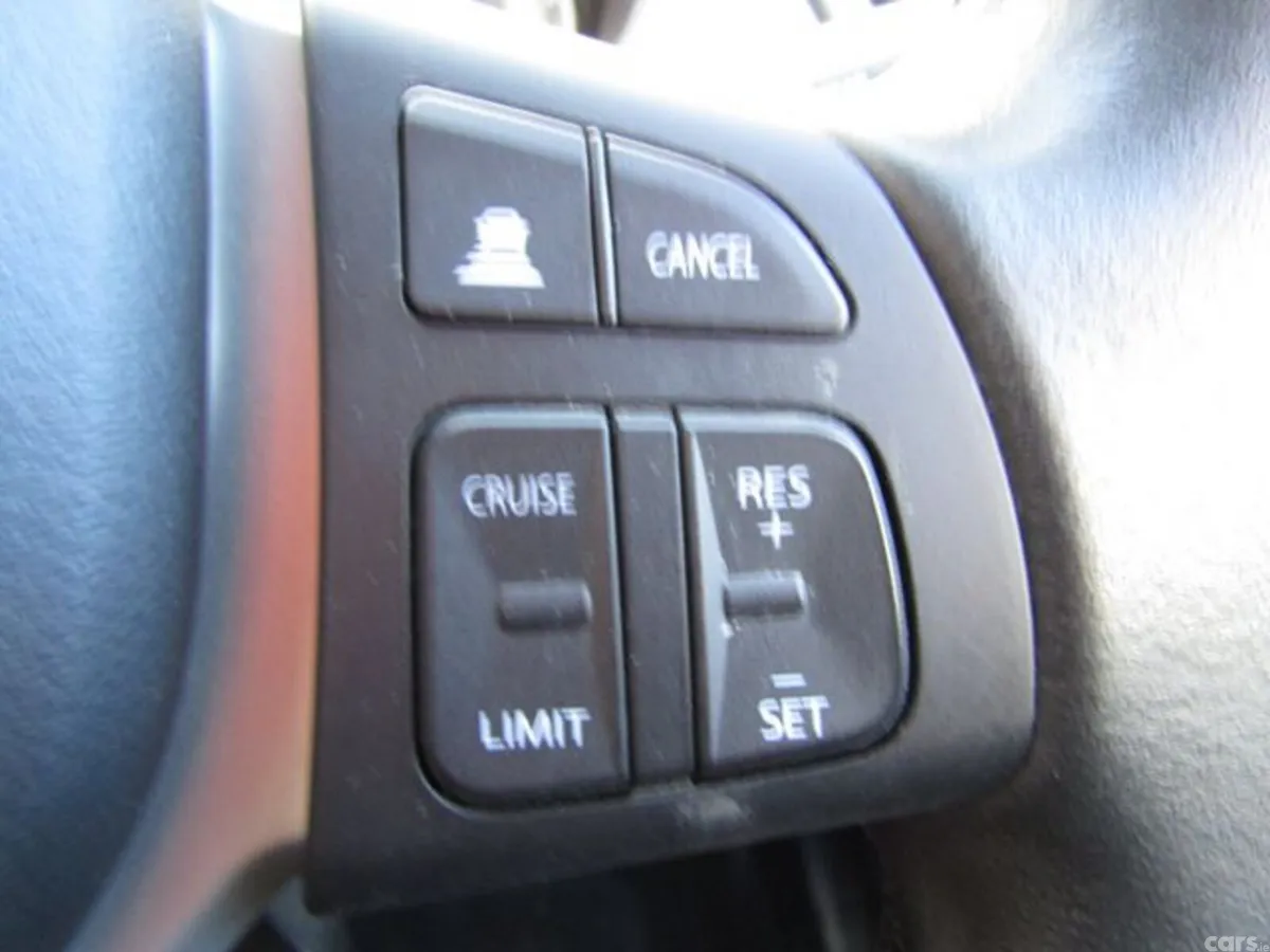 Suzuki Vitara Hatchback, Petrol Hybrid, 2023, Grey