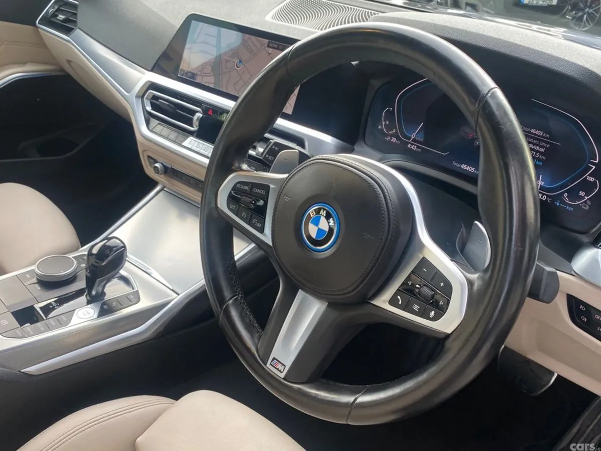 BMW 3-Series Saloon, Petrol Plug-in Hybrid, 2022, Grey