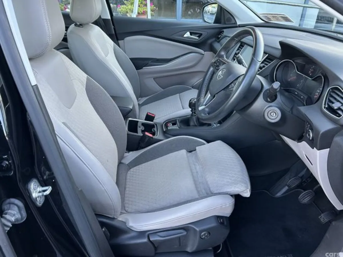 Opel Grandland X MPV, Petrol, 2019, Black