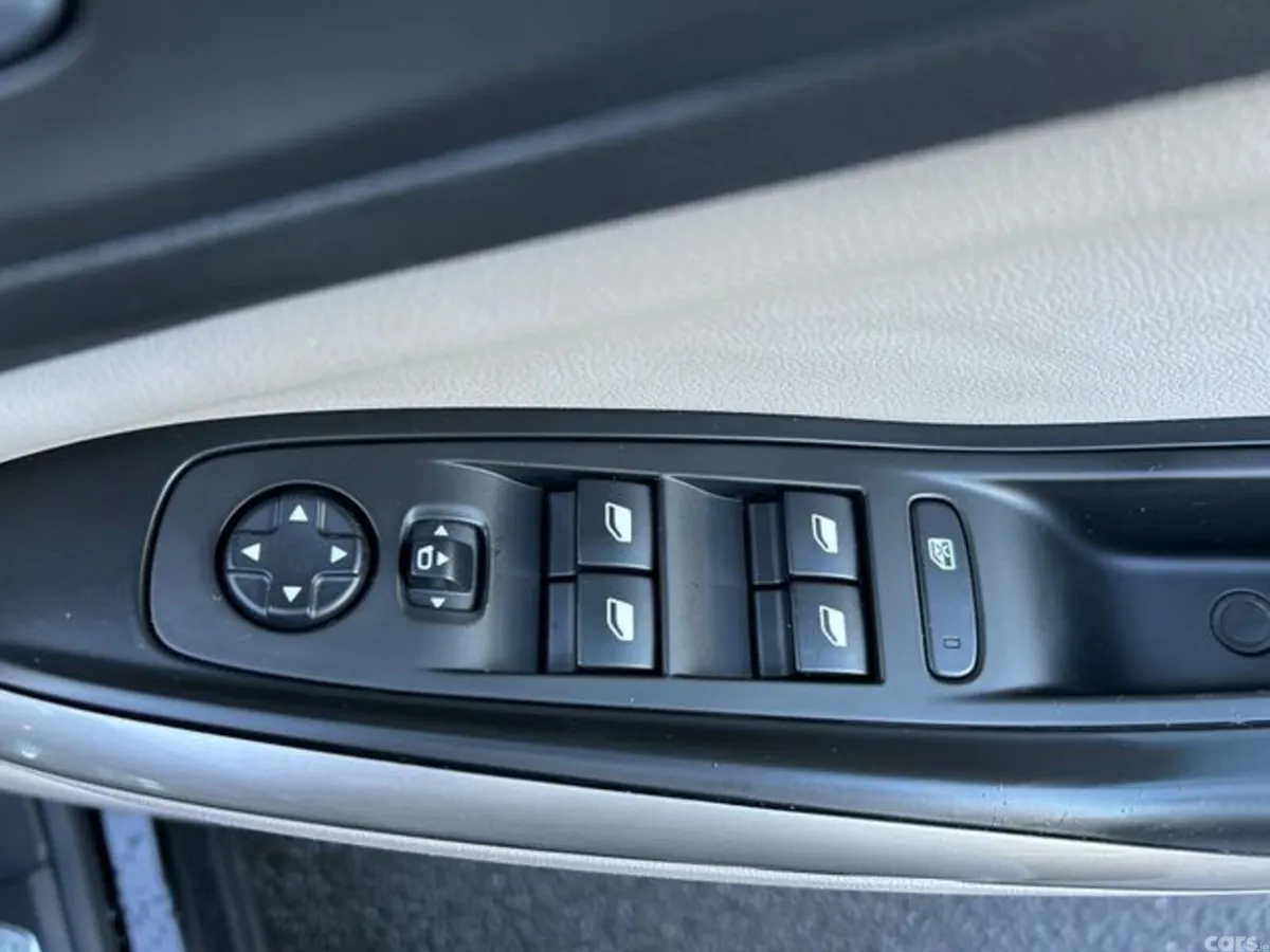 Opel Grandland X MPV, Petrol, 2019, Black