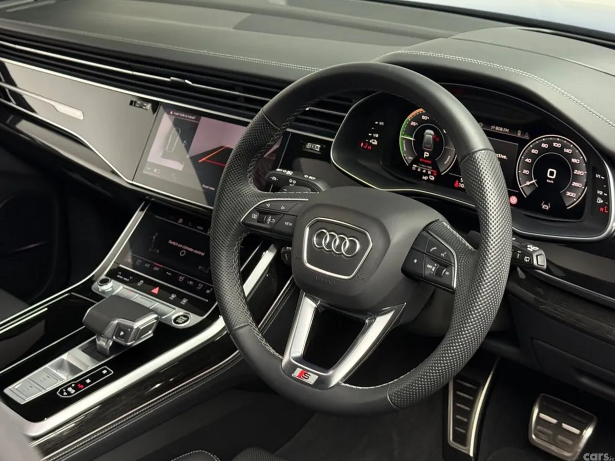 Audi Q8 SUV, Petrol Plug-in Hybrid, 2026, Blue
