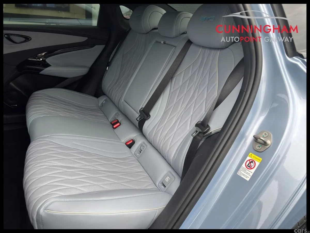 BYD SEAL Saloon, Electric, 2024, Blue