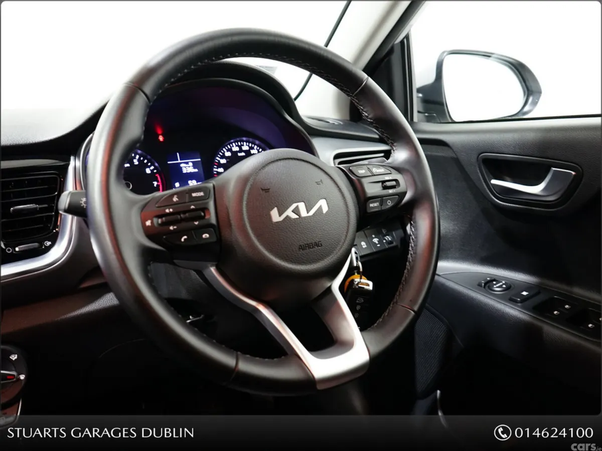 Kia Stonic Estate, Petrol, 2022, Silver