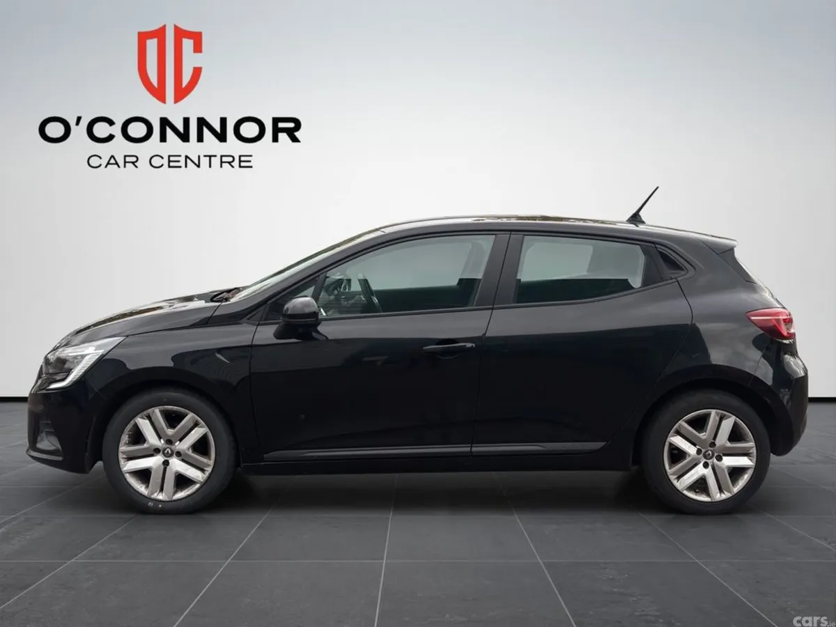 Renault Clio Hatchback, Petrol, 2022, Black