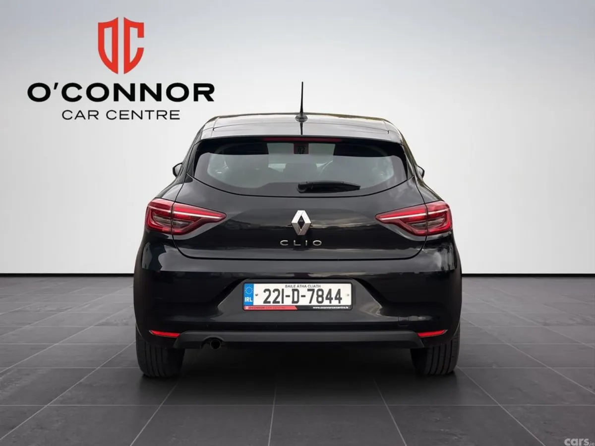 Renault Clio Hatchback, Petrol, 2022, Black