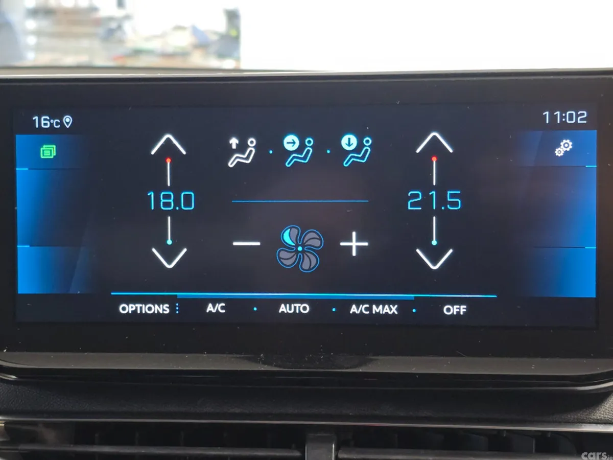Peugeot 3008 MPV, Diesel, 2021, Blue