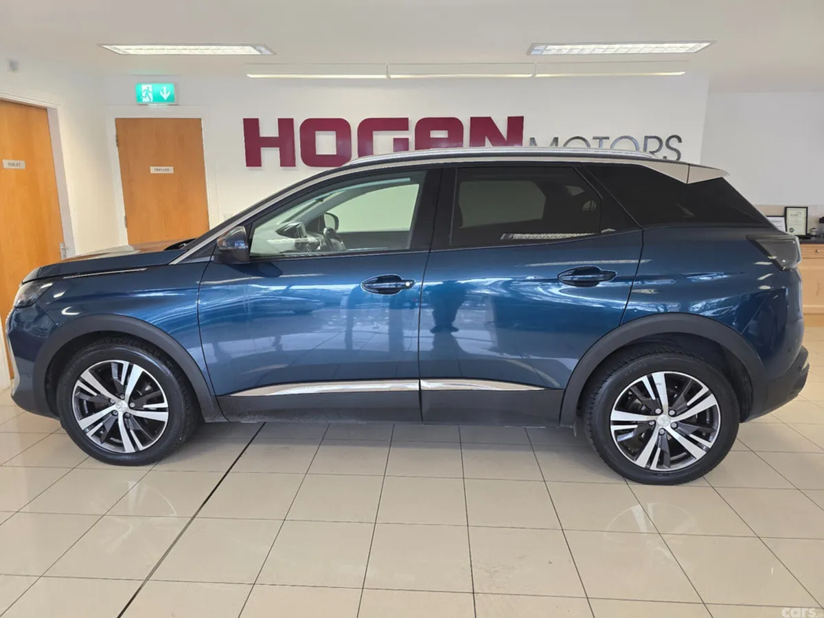 Peugeot 3008 MPV, Diesel, 2021, Blue