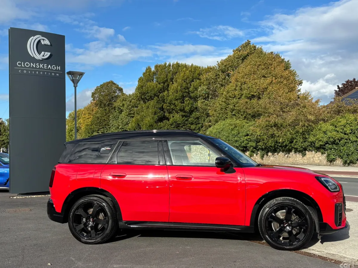 Mini Countryman Hatchback, Electric, 2024, Red
