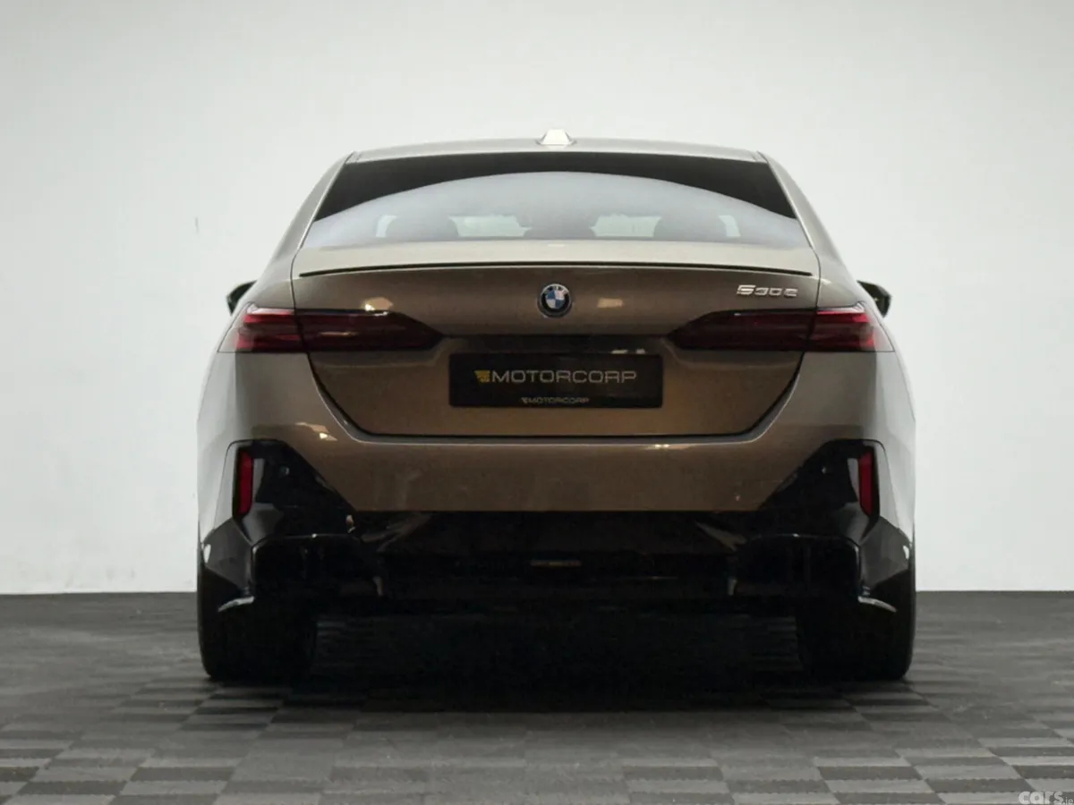 BMW 5-Series Saloon, Petrol Plug-in Hybrid, 2025, Grey