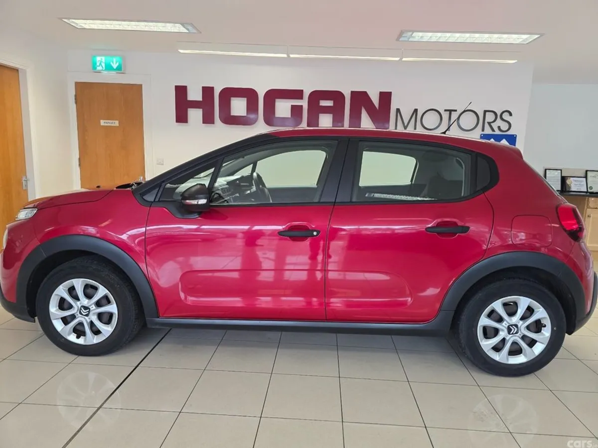 Citroen C3 Hatchback, Petrol, 2018, Red