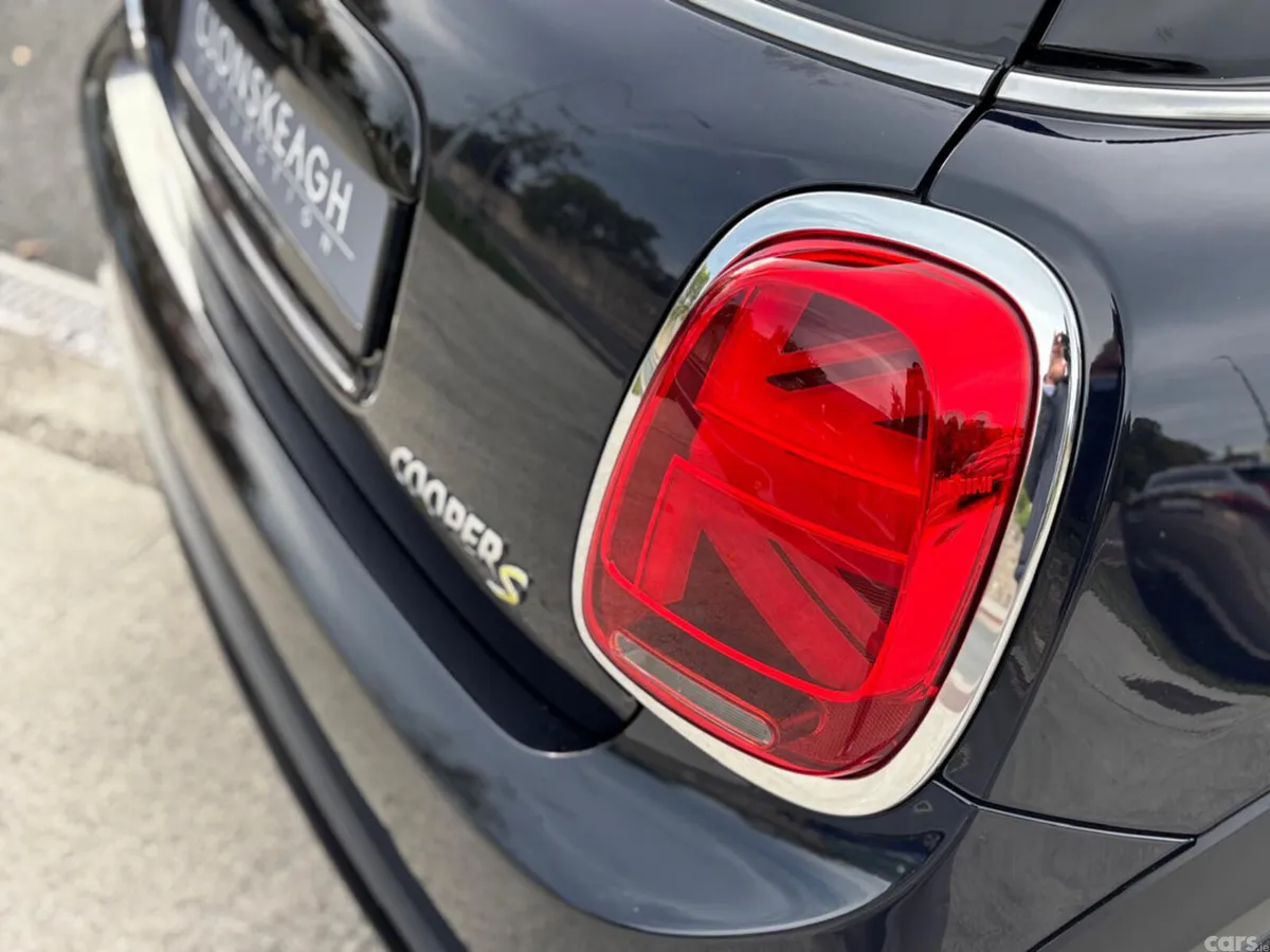 Mini Cooper Hatchback, Electric, 2023, Black