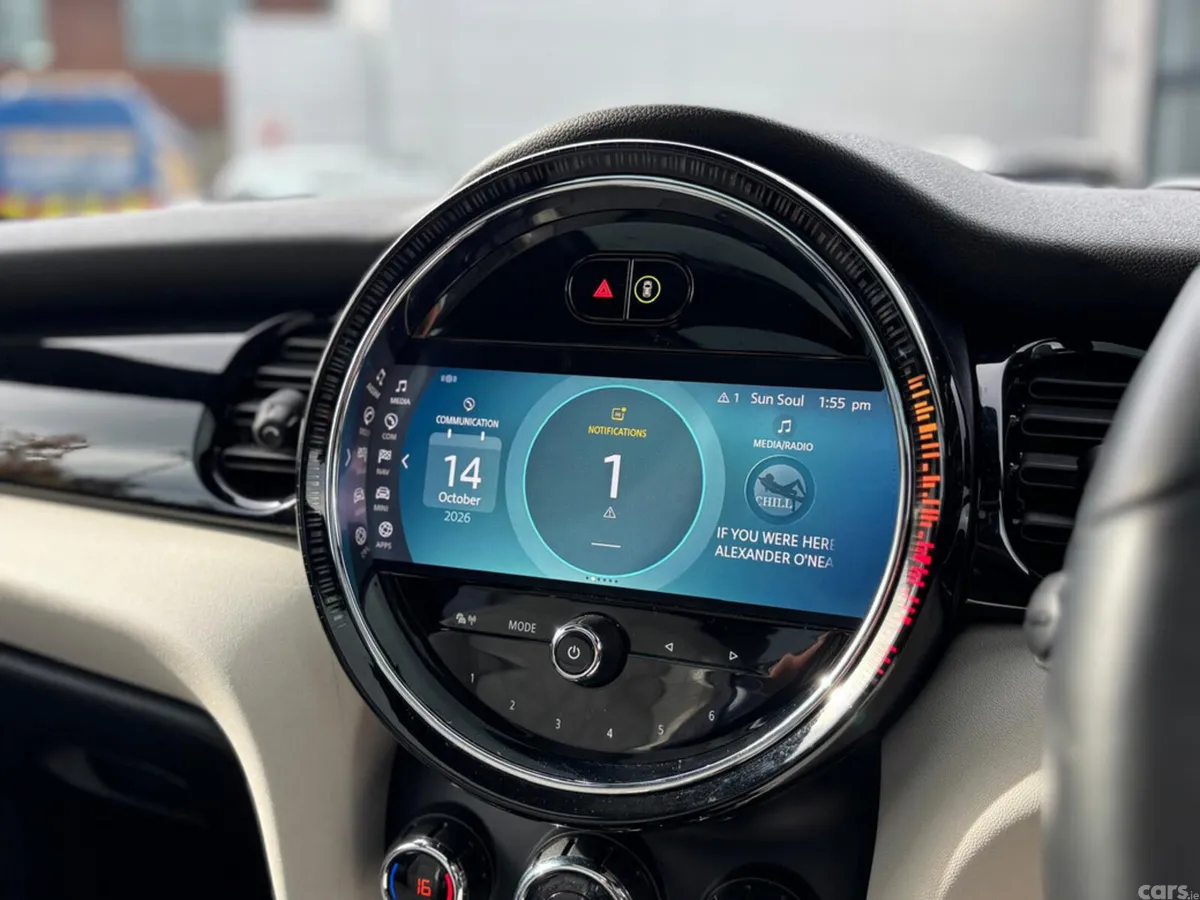 Mini Cooper Hatchback, Electric, 2023, Black