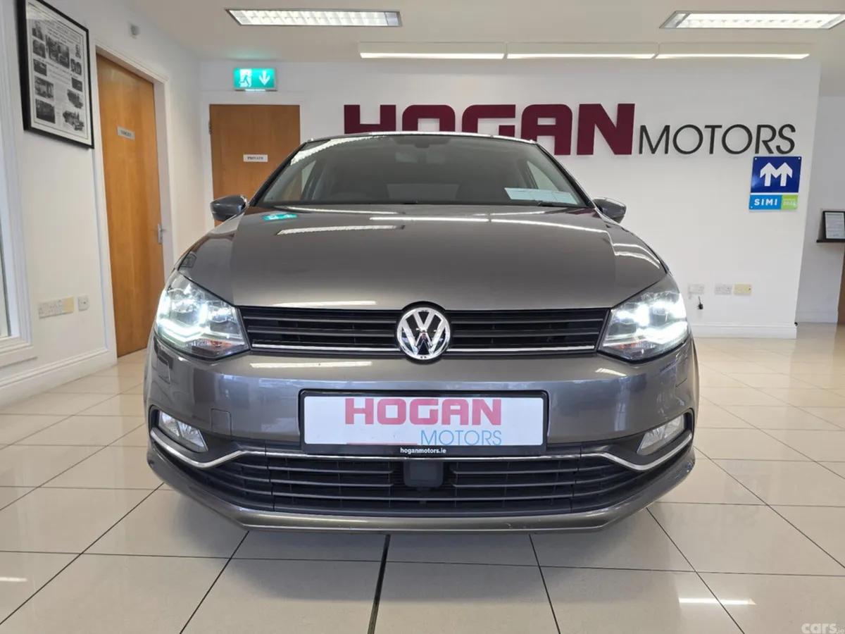 Volkswagen Polo Hatchback, Petrol, 2017, Grey
