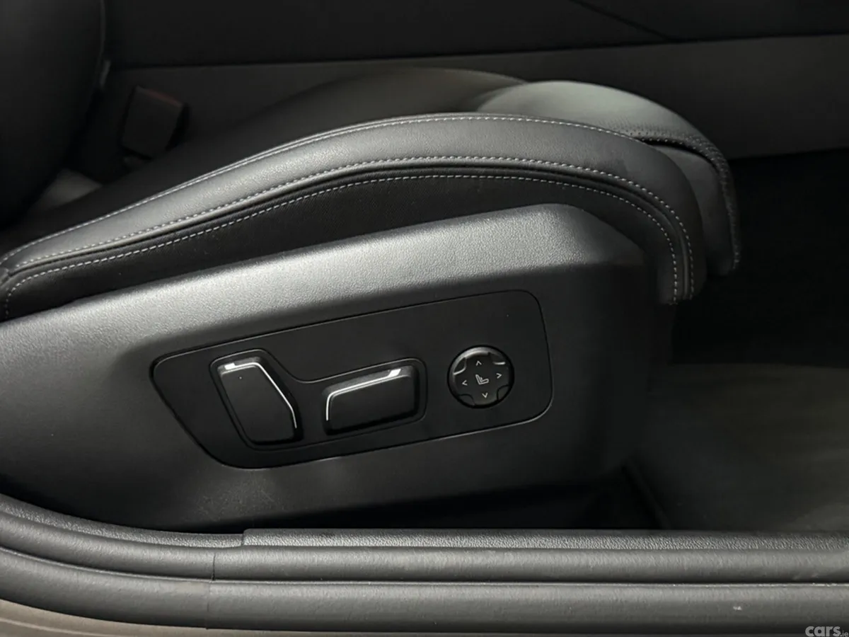 BMW 5-Series Saloon, Petrol Plug-in Hybrid, 2025, Grey