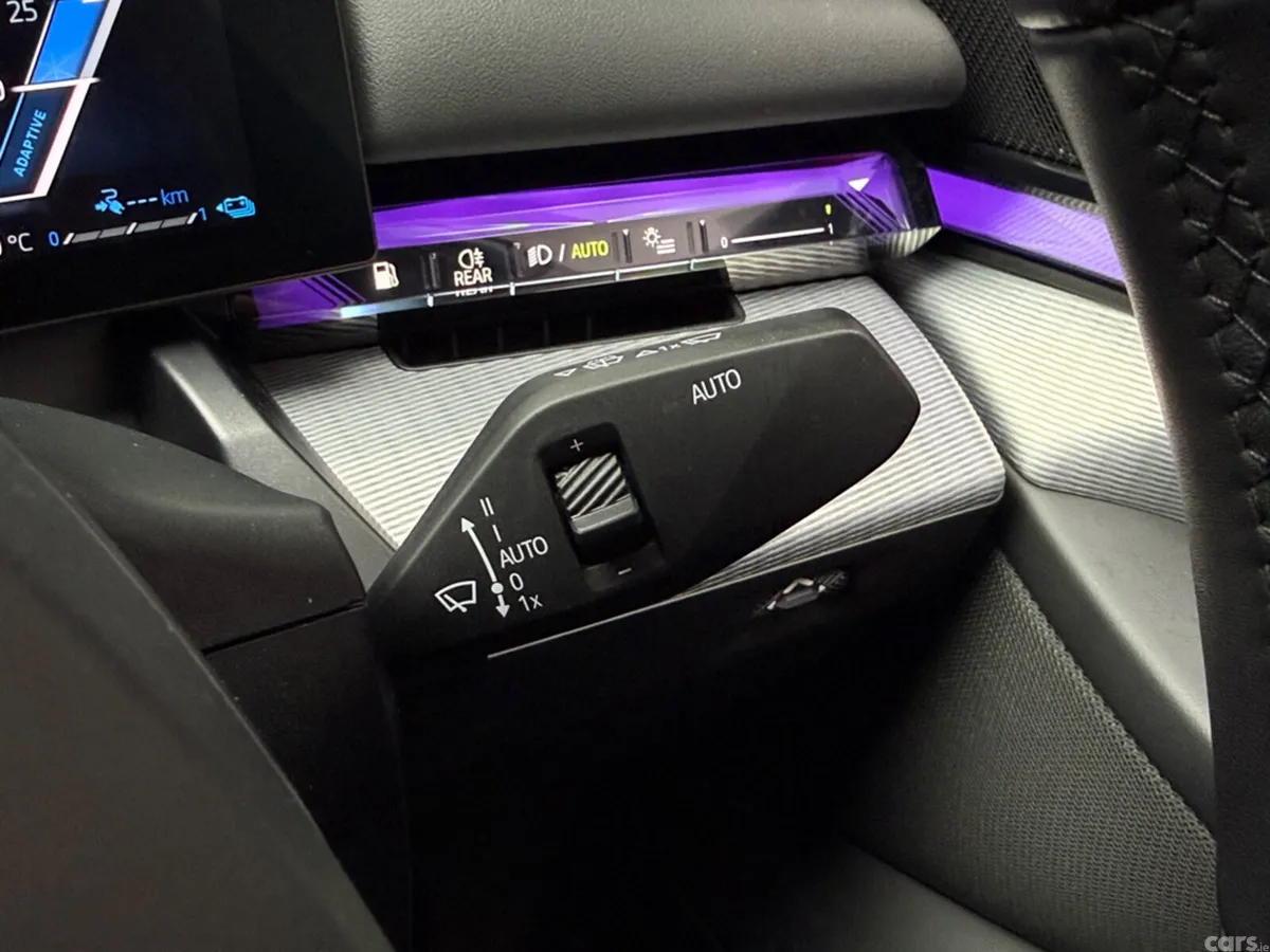 BMW 5-Series Saloon, Petrol Plug-in Hybrid, 2025, Grey