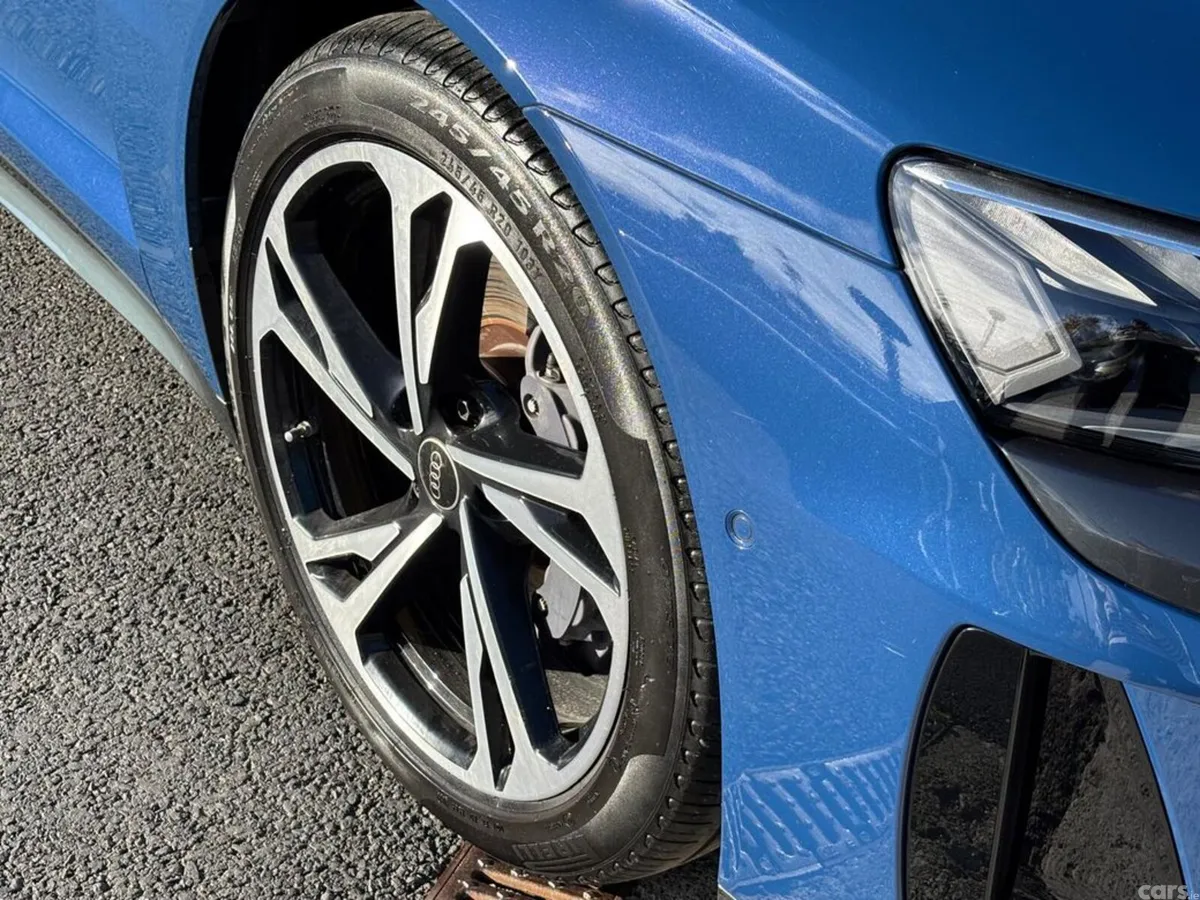 Audi e-tron GT Coupe, Electric, 2024, Blue