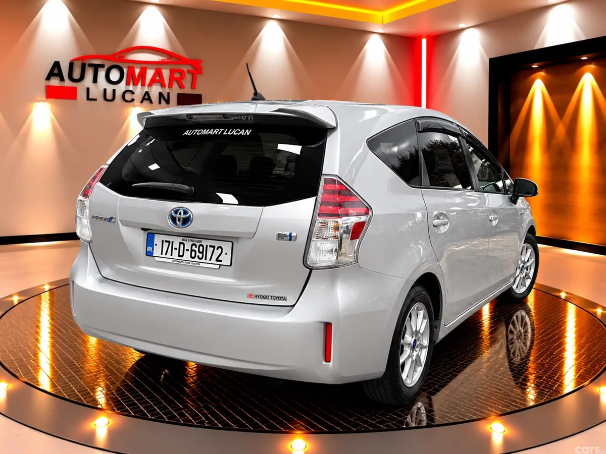 Toyota Prius MPV, Petrol Hybrid, 2017, Silver
