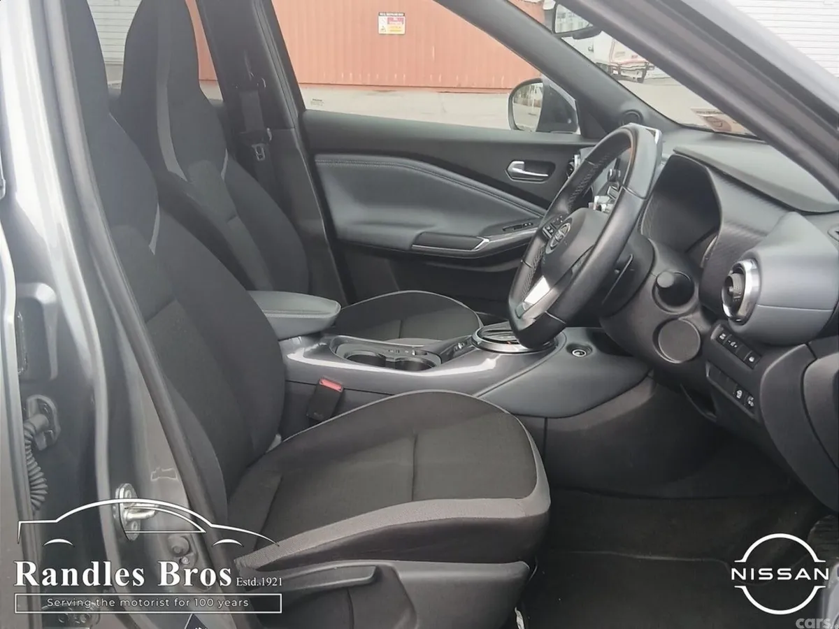 Nissan Juke SUV, Petrol, 2021, Grey