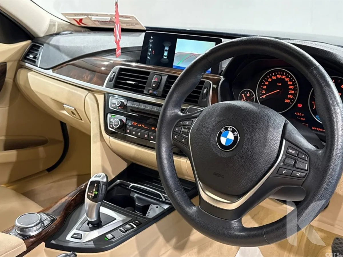 BMW 3-Series Saloon, Petrol Plug-in Hybrid, 2018, Blue