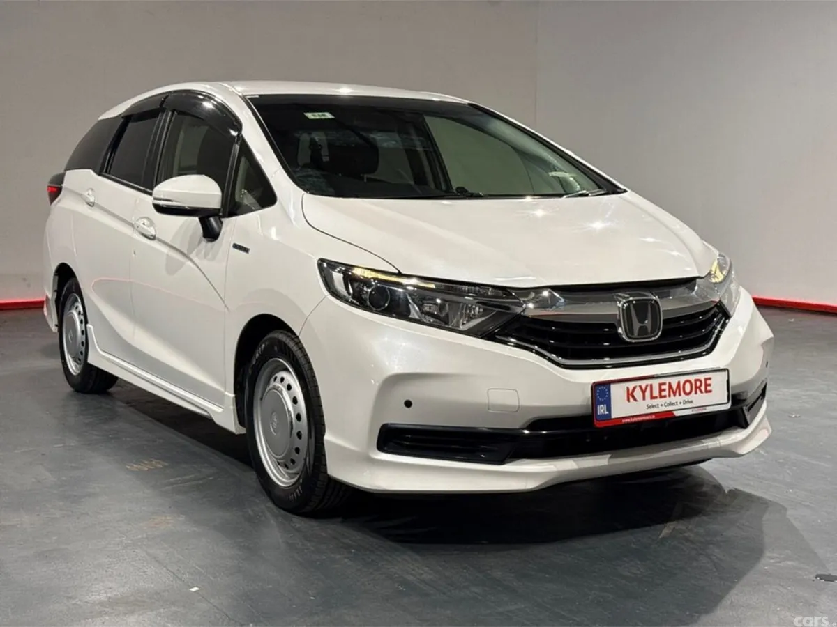 Honda Shuttle Estate, Petrol Hybrid, 2020, White