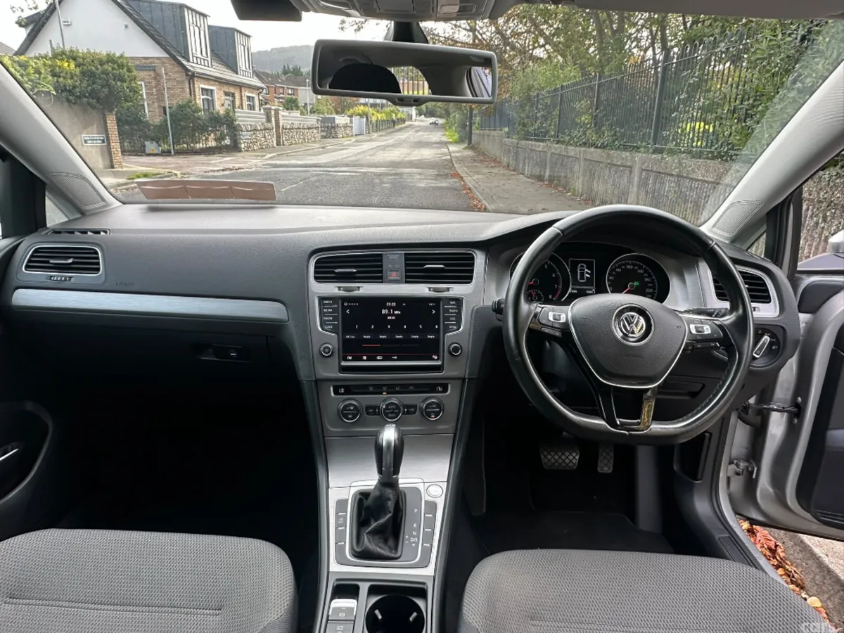 Volkswagen Golf Hatchback, Petrol, 2016, Silver