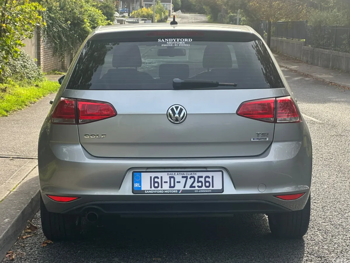 Volkswagen Golf Hatchback, Petrol, 2016, Silver