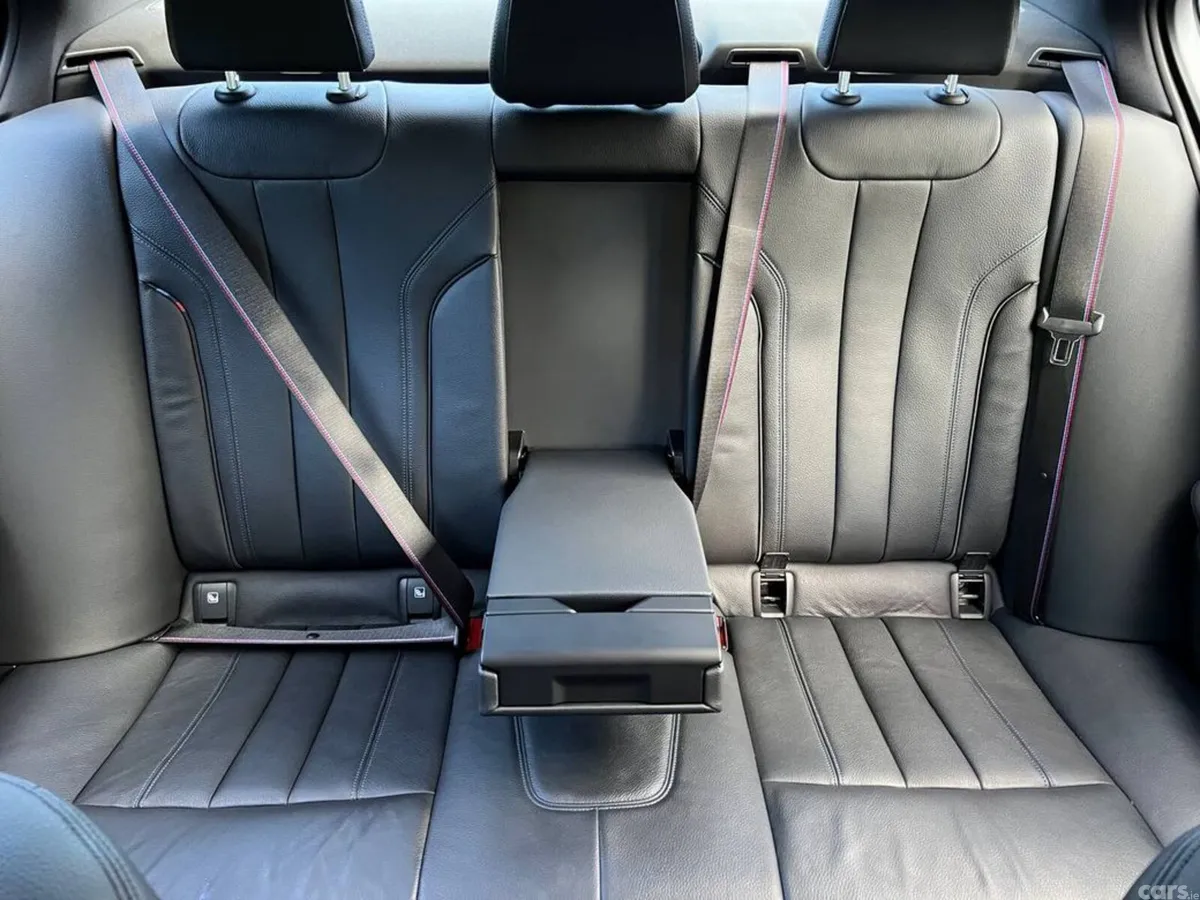BMW 5-Series Saloon, Petrol Plug-in Hybrid, 2022, Black
