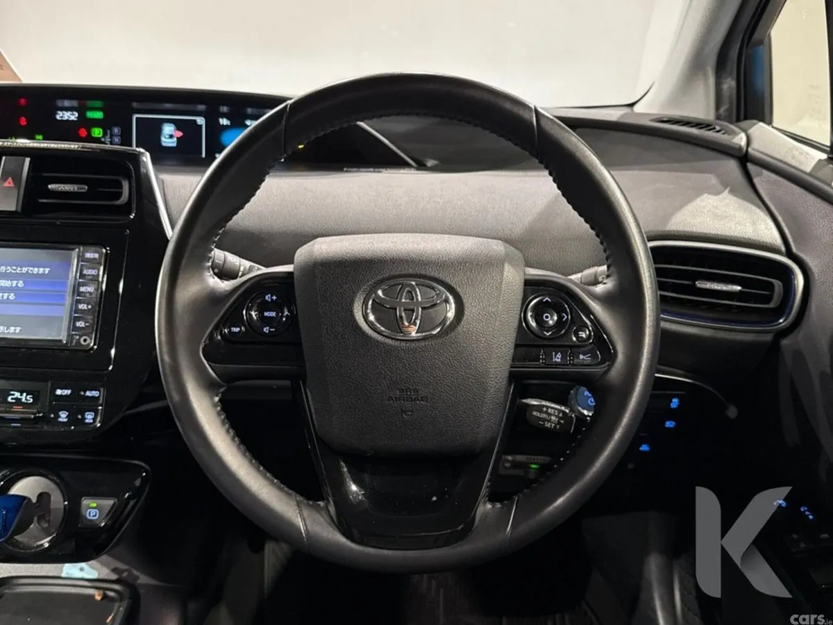 Toyota Prius Hatchback, Petrol Hybrid, 2022, Blue