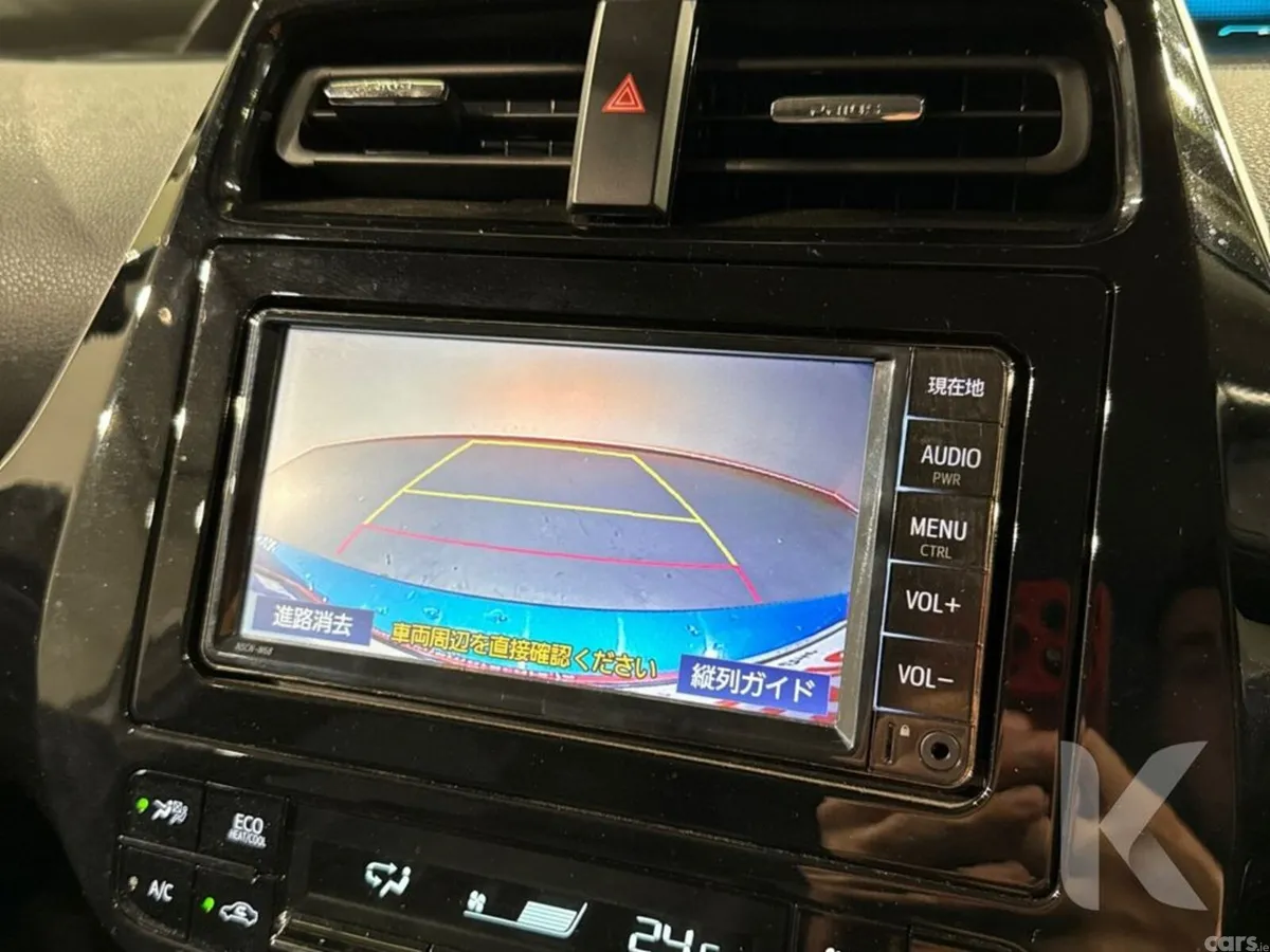 Toyota Prius Hatchback, Petrol Hybrid, 2022, Blue
