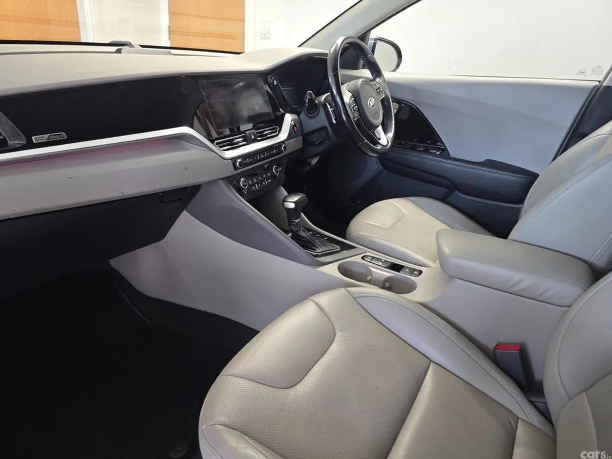 Kia Niro SUV, Petrol Plug-in Hybrid, 2020, Blue